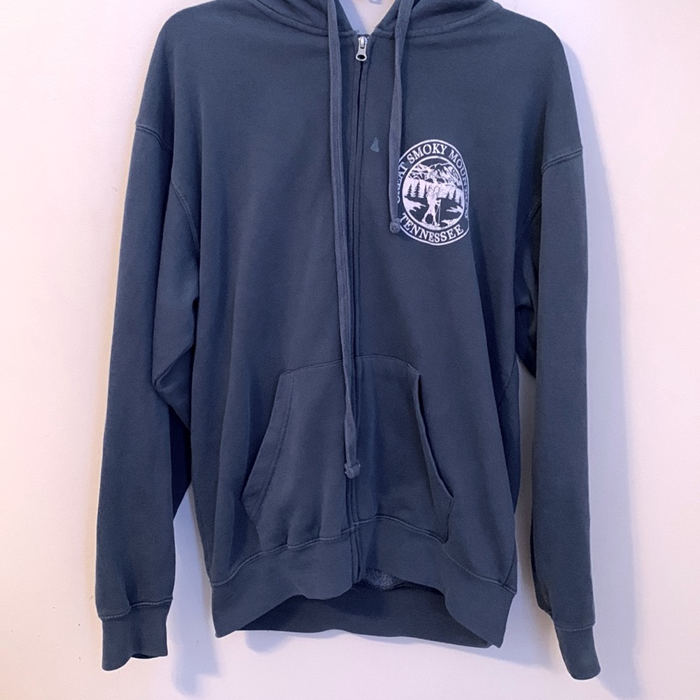 • Vintage Dark Blue Smoky Mountains vip-up •
